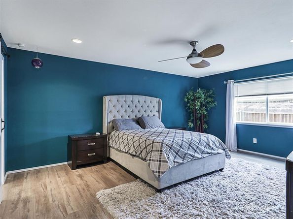 2032  Christie Lane , Carrollton Texas 75007