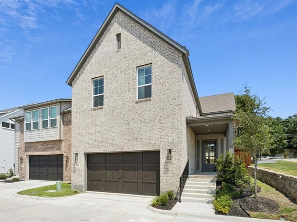 9604  Mav Lane , Dallas Texas 75238
