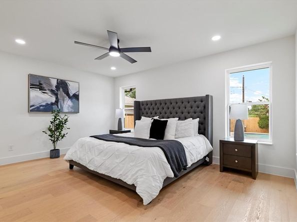7652  El Pensador Drive , Dallas Texas 75248