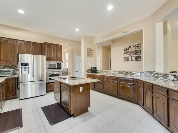 1817  Lake Forest Boulevard , Flower Mound Texas 75028