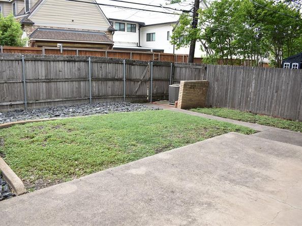 3631  Northwest Parkway , University Park Texas 75225