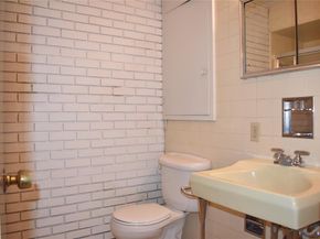 3631  Northwest Parkway , University Park Texas 75225