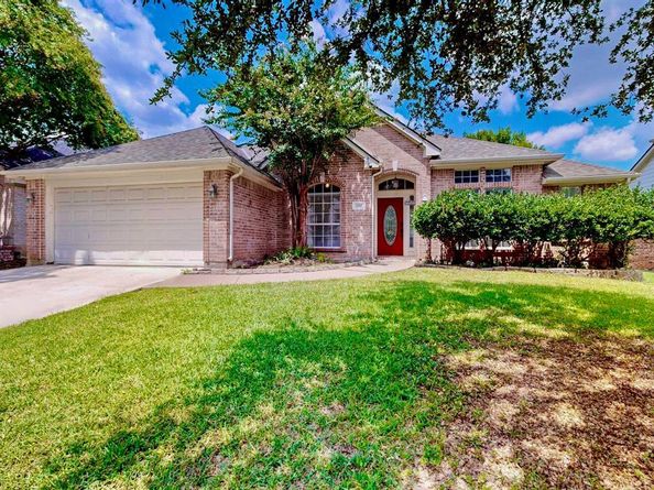 2105  Perry Drive , Mansfield Texas 76063