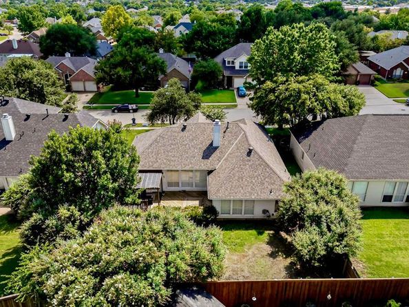 2105  Perry Drive , Mansfield Texas 76063