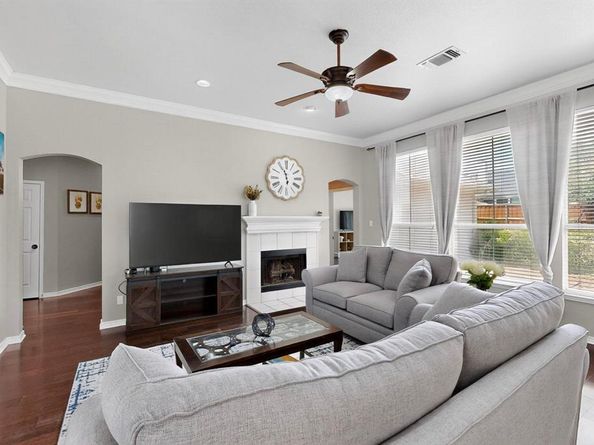2105  Perry Drive , Mansfield Texas 76063
