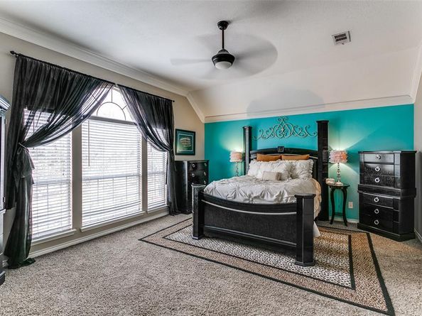 227  Moss Hill Road , Irving Texas 75063