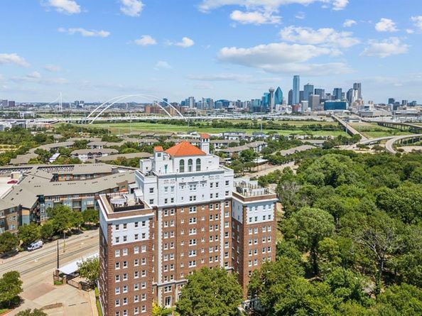 329 E Colorado Boulevard  305, Dallas Texas 75203