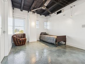 329 E Colorado Boulevard  305, Dallas Texas 75203