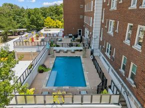 329 E Colorado Boulevard  305, Dallas Texas 75203