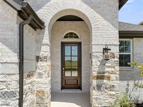 244  Bassett Hall Road , Fate Texas 75189