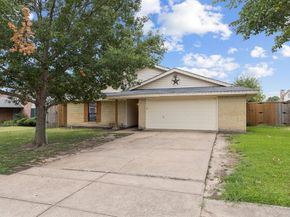 910  Via Valencia  , Mesquite Texas 75150