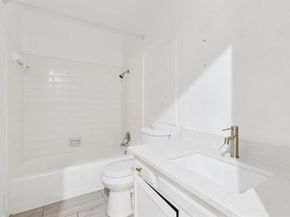 910  Via Valencia  , Mesquite Texas 75150