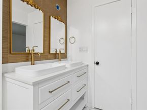 910  Via Valencia  , Mesquite Texas 75150