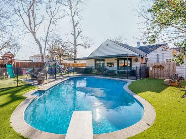 4216  Lovell Avenue , Fort Worth Texas 76107