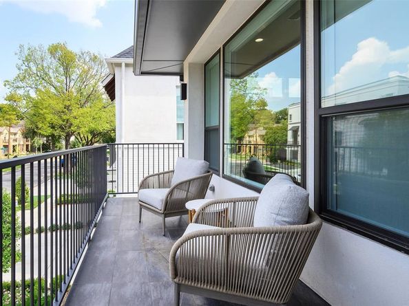 3930  Hawthorne Avenue , Dallas Texas 75219