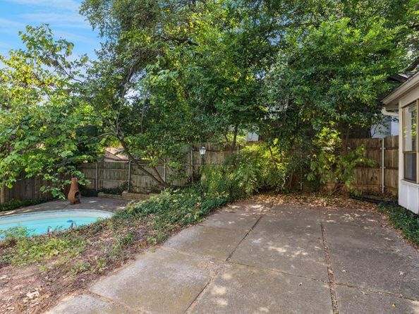 1511  Tatum Drive , Arlington Texas 76012