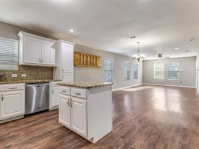 2221  Refugio Avenue , Fort Worth Texas 76164