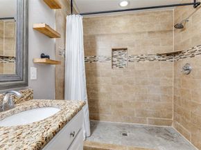 2221  Refugio Avenue , Fort Worth Texas 76164