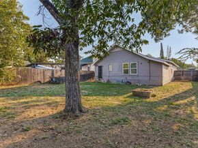 2221  Refugio Avenue , Fort Worth Texas 76164