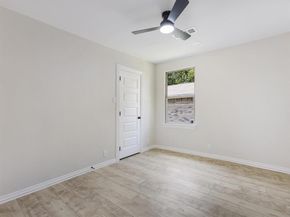 3719  Nomas Street , Dallas Texas 75212