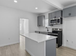 711  Ernest Street , Fort Worth Texas 76105