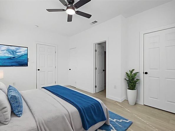 711  Ernest Street , Fort Worth Texas 76105