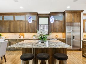 6757  Lakefair Circle , Dallas Texas 75214