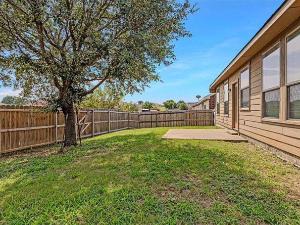 2508  Pioneer Bluffs Road , Balch Springs Texas 75181