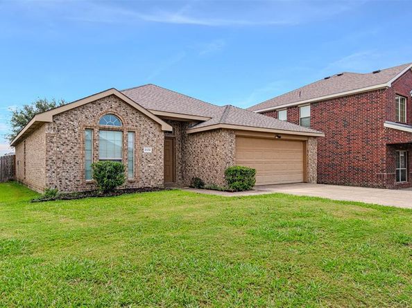 2508  Pioneer Bluffs Road , Balch Springs Texas 75181