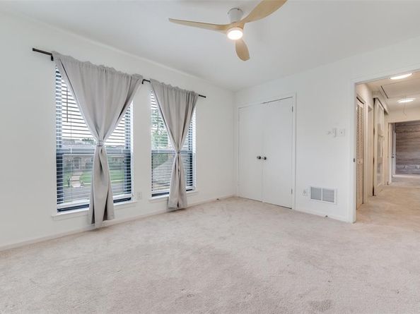 2202  Southern Court , Carrollton Texas 75006