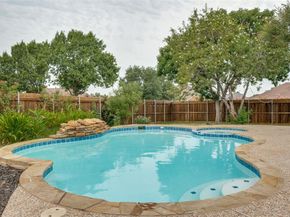 2202  Southern Court , Carrollton Texas 75006