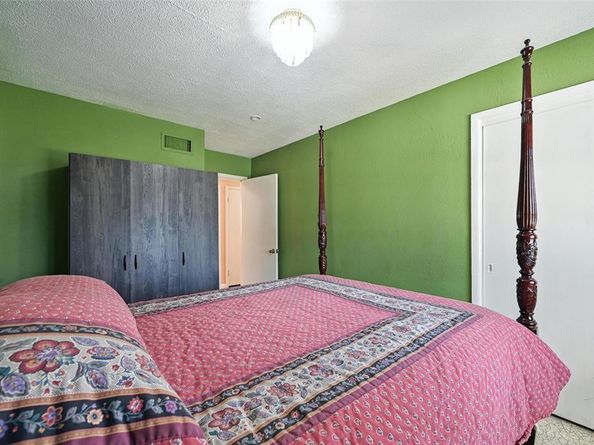 3427  Manana Drive , Dallas Texas 75220