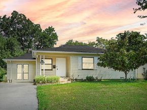 3427  Manana Drive , Dallas Texas 75220
