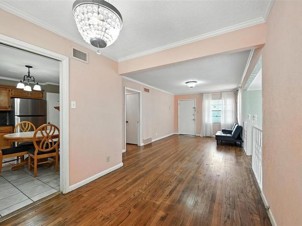 3427  Manana Drive , Dallas Texas 75220