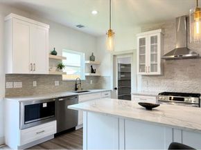 3709  Colonial Avenue , Dallas Texas 75215