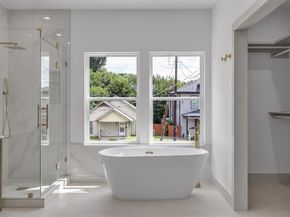 3709  Colonial Avenue , Dallas Texas 75215