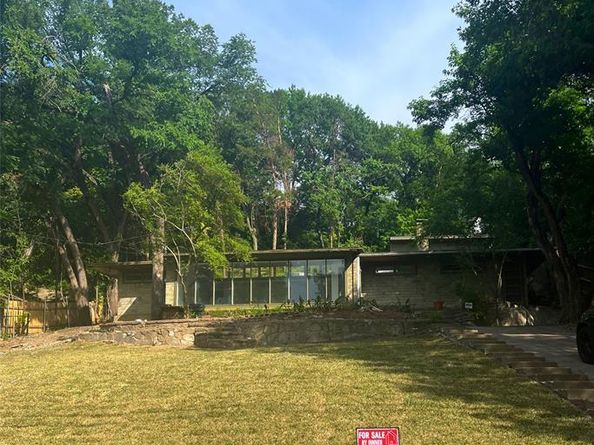 1934  Kessler Parkway , Dallas Texas 75208
