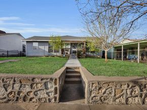 1607  Brandon Street , Dallas Texas 75208