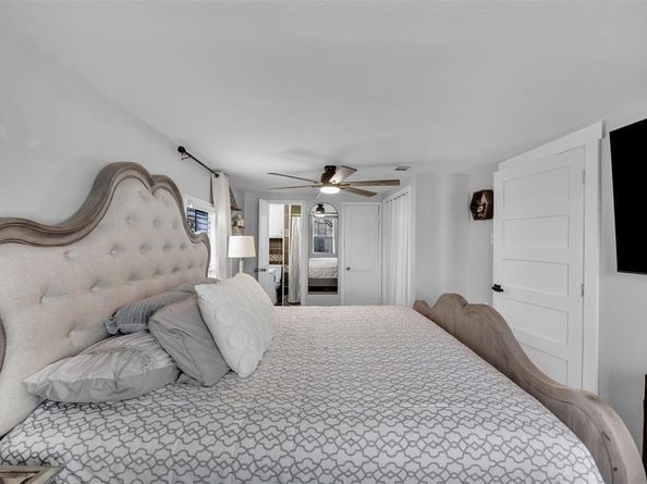 1607  Brandon Street , Dallas Texas 75208