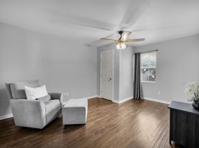 1607  Brandon Street , Dallas Texas 75208