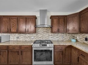 1607  Brandon Street , Dallas Texas 75208
