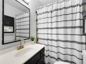 1607  Brandon Street , Dallas Texas 75208