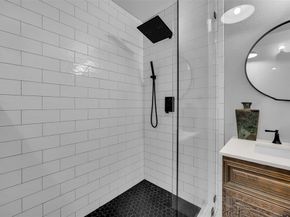 1607  Brandon Street , Dallas Texas 75208