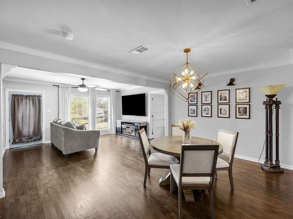 1607  Brandon Street , Dallas Texas 75208
