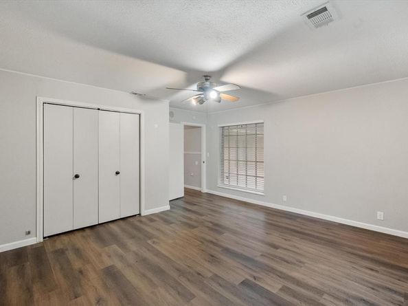806  Marigold Drive , Cedar Hill Texas 75104