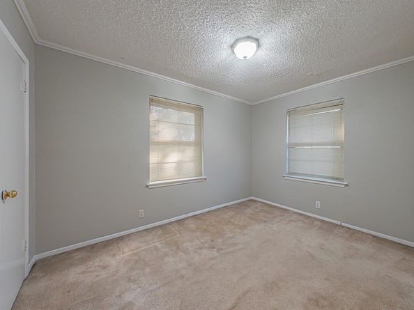 4942  Lahoma Street , Dallas Texas 75235