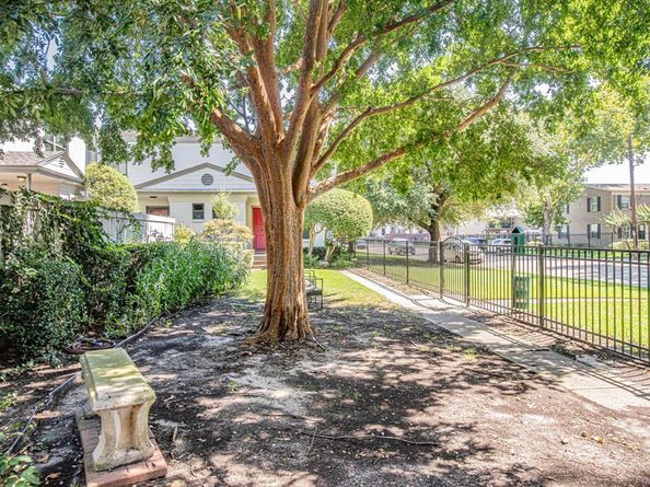 4942  Lahoma Street , Dallas Texas 75235
