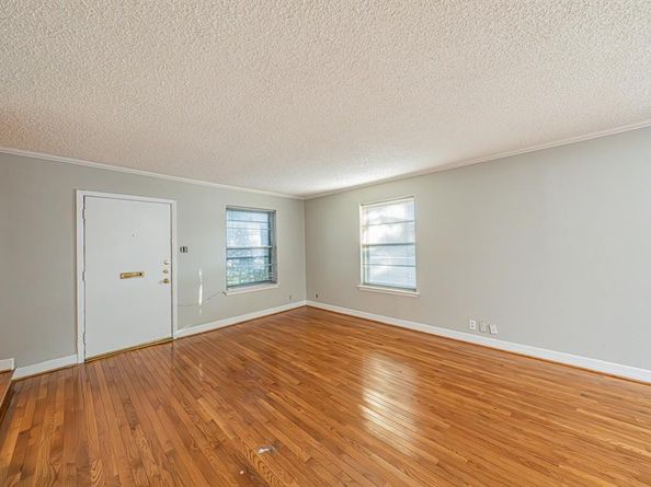 4942  Lahoma Street , Dallas Texas 75235