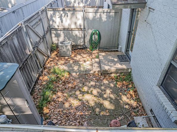 4942  Lahoma Street , Dallas Texas 75235