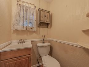 4942  Lahoma Street , Dallas Texas 75235